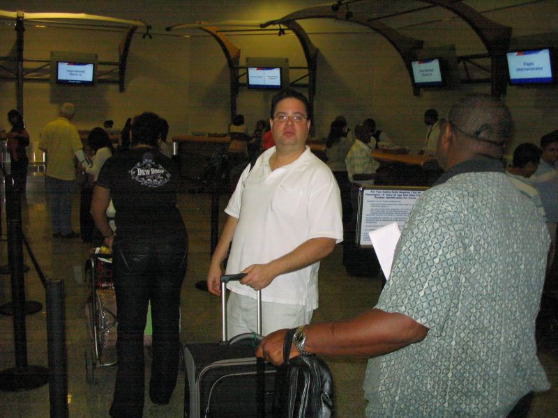 Delta check-in line